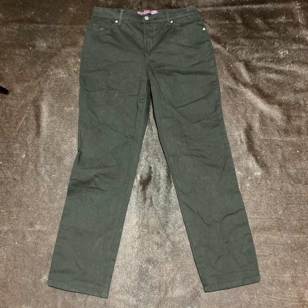 Gloria Vanderbilt “Amanda” Jeans size 10P high rise EUC